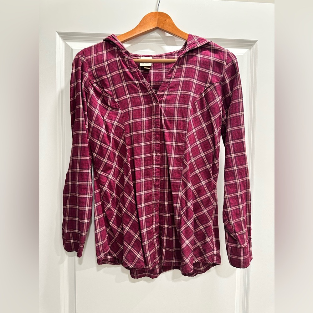 Sonoma Maroon Checkered Button Down Shirt Medium